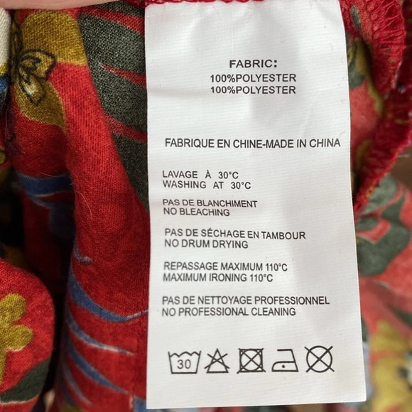 Molly Bracken red floral midi dress with ruffle sleeve size small - Picture 15 of 16